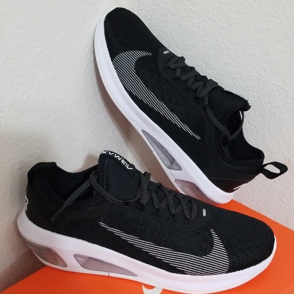 Nike Shoes - Nike Air Max Fly